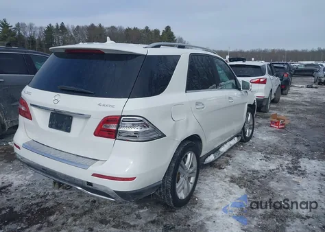 2015 Mercedes-Benz Ml 350 4Matic z USA, uszkodzony, nr VIN 4JGDA5HB0FA606270